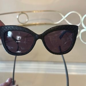 House of Harlow sunnies